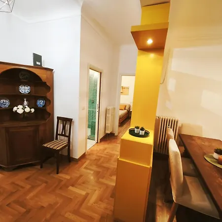 Spacious Near Metro Loreto * מילאנו