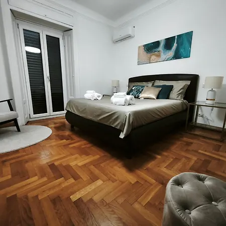 Spacious Near Metro Loreto דירה מילאנו
