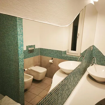 Spacious Near Metro Loreto * Milão