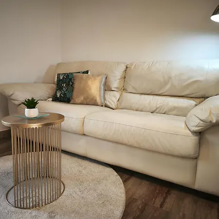 Spacious Near Metro Loreto *